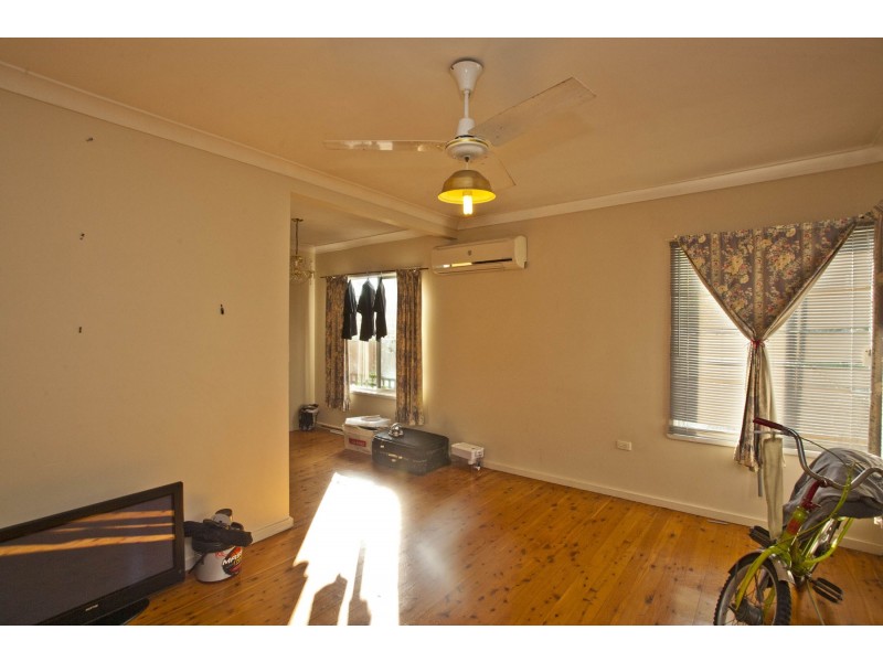 33 Ridley Street, Edgeworth NSW 2285