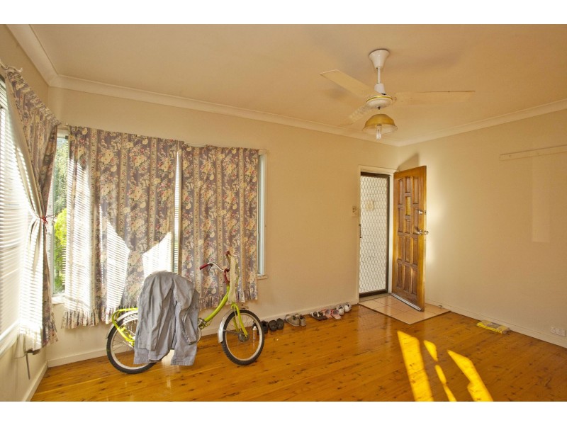 33 Ridley Street, Edgeworth NSW 2285