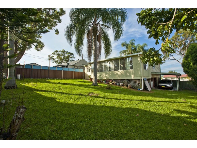 33 Ridley Street, Edgeworth NSW 2285