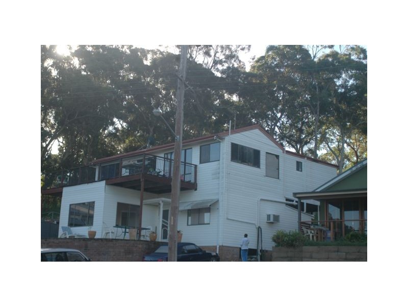 131 Dobell Drive, Wangi Wangi NSW 2267