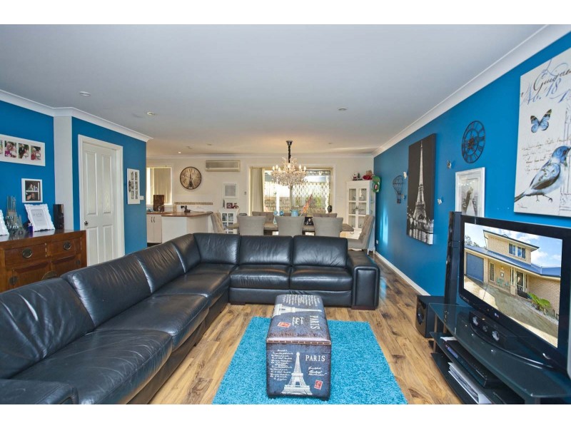 2/6 Worcester Drive, East Maitland NSW 2323