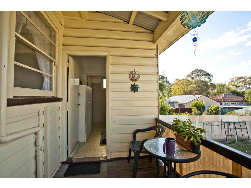 38 Harriet st, Waratah NSW 2298