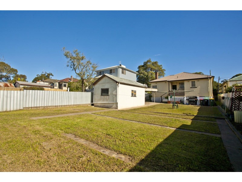 38 Harriet st, Waratah NSW 2298