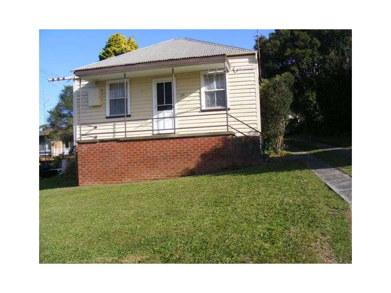 25 Dickinson Street, Charlestown NSW 2290