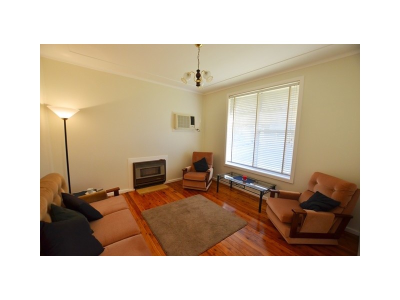 18 Tobruk Street, Shortland NSW 2307