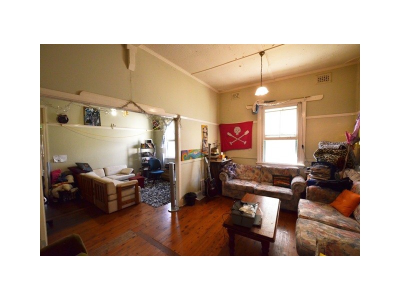 265 Beaumont Street, Hamilton South NSW 2303