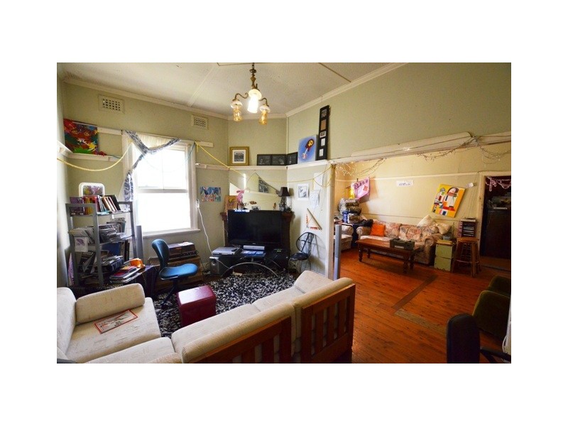 265 Beaumont Street, Hamilton South NSW 2303