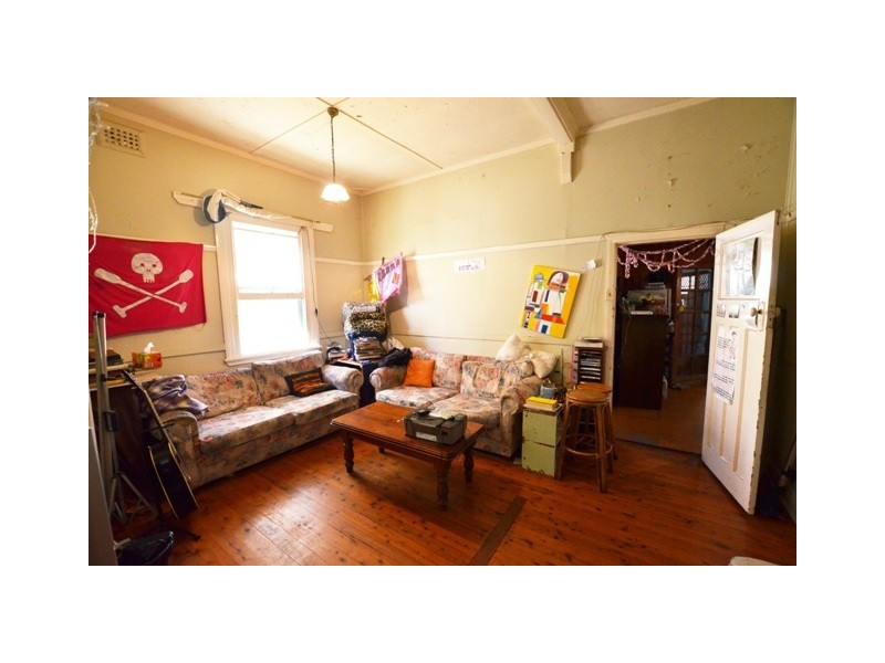 265 Beaumont Street, Hamilton South NSW 2303