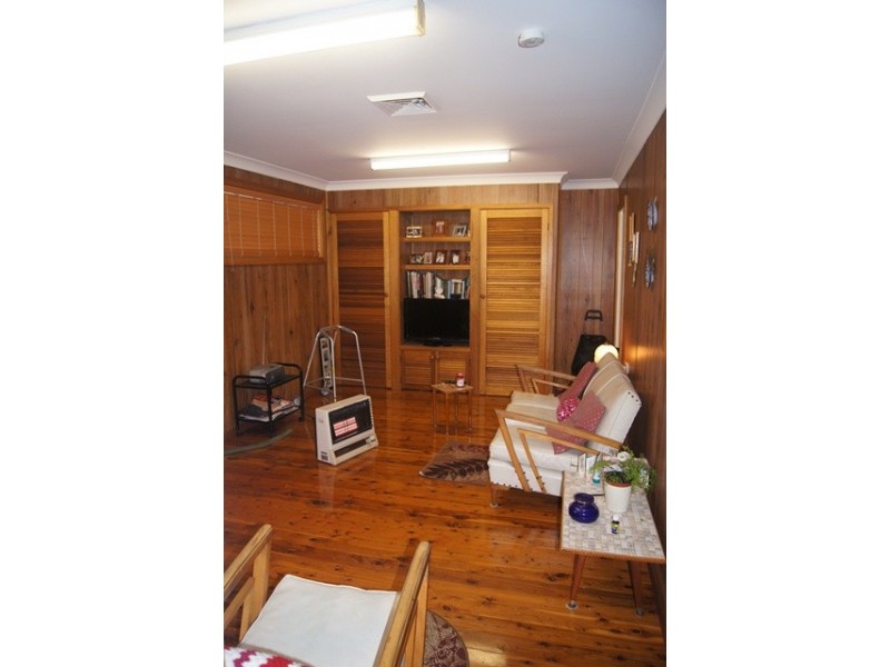 12 Guam Street, Shortland NSW 2307