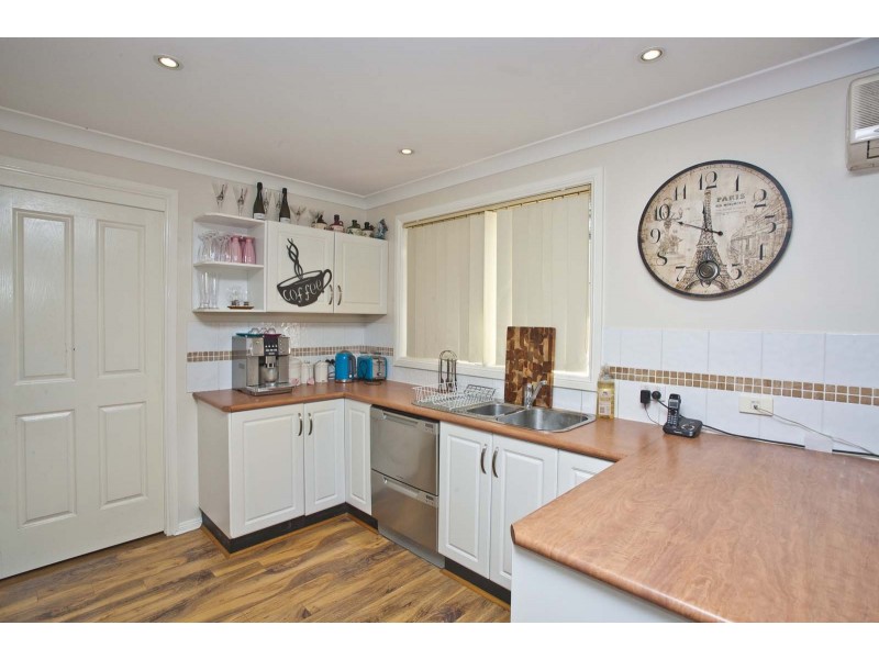 2/6 Worcester Drive, East Maitland NSW 2323