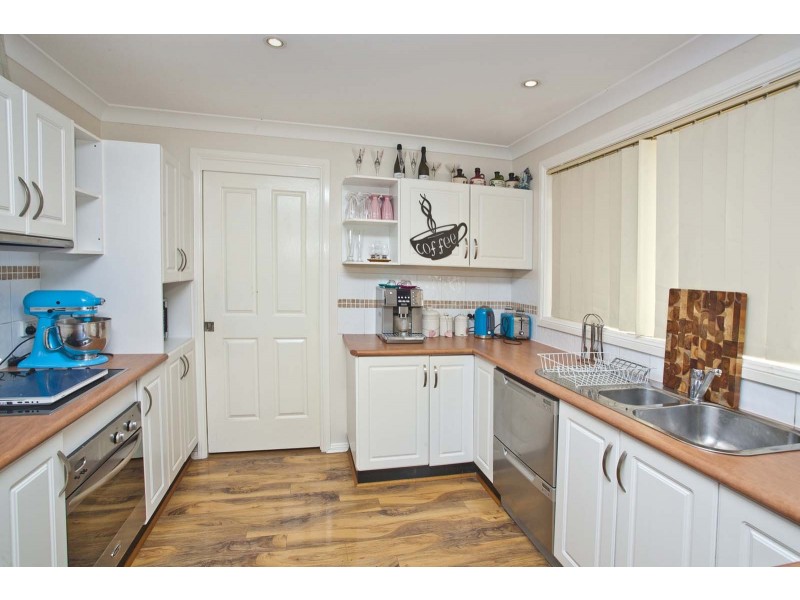 2/6 Worcester Drive, East Maitland NSW 2323