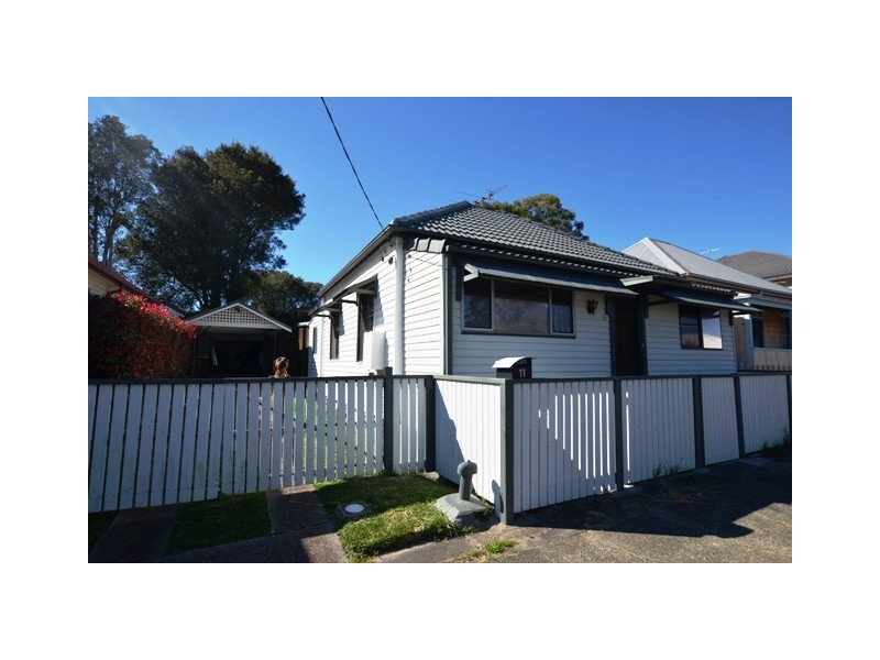 11 Regan, Adamstown NSW 2289