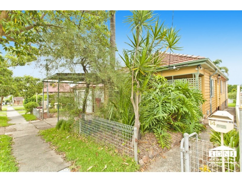 14 Tourle Street, Mayfield NSW 2304