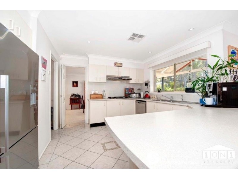 40 Woodlands Drive, Thornton NSW 2322