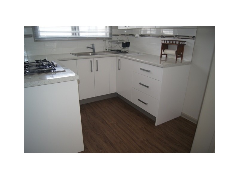 15 Cassia Crescent, Gateshead NSW 2290