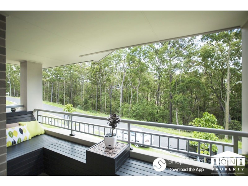 31 Waterside Dr, Fletcher NSW 2287