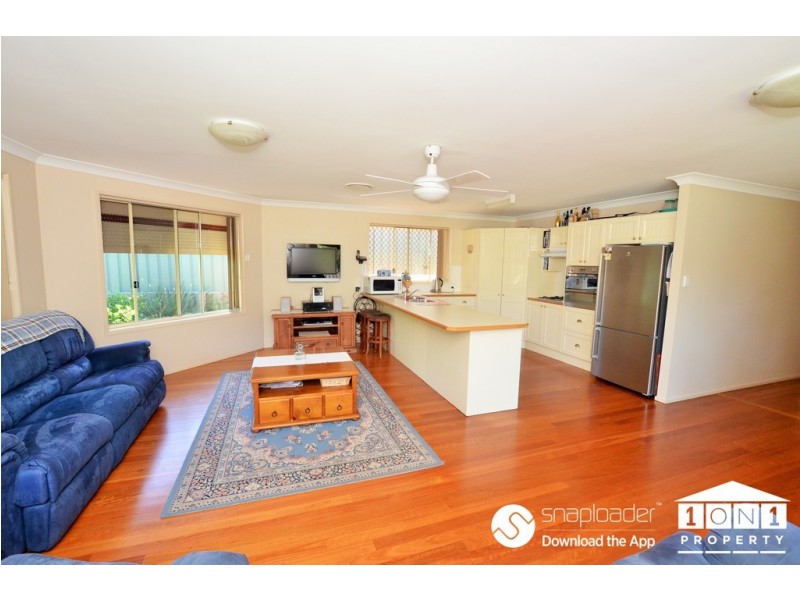 4 Tartan Place, Fletcher NSW 2287