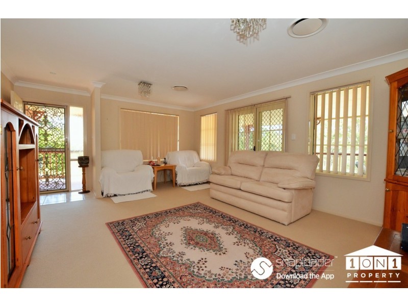 4 Tartan Place, Fletcher NSW 2287