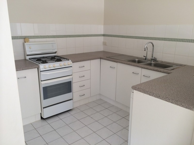 2/38 Page Street, East Maitland NSW 2323