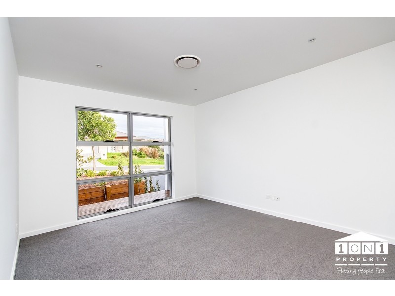 4 Heath Avenue, Aberglasslyn NSW 2320