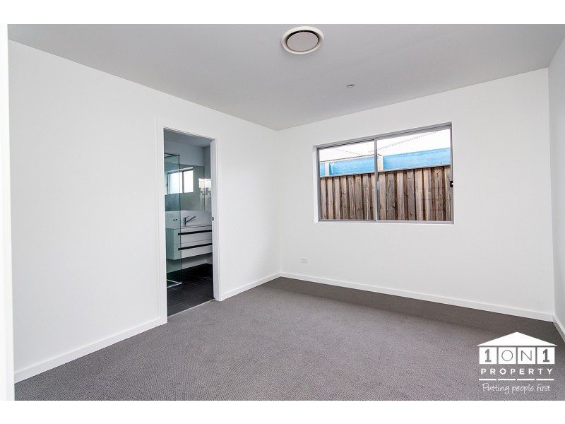 4 Heath Avenue, Aberglasslyn NSW 2320