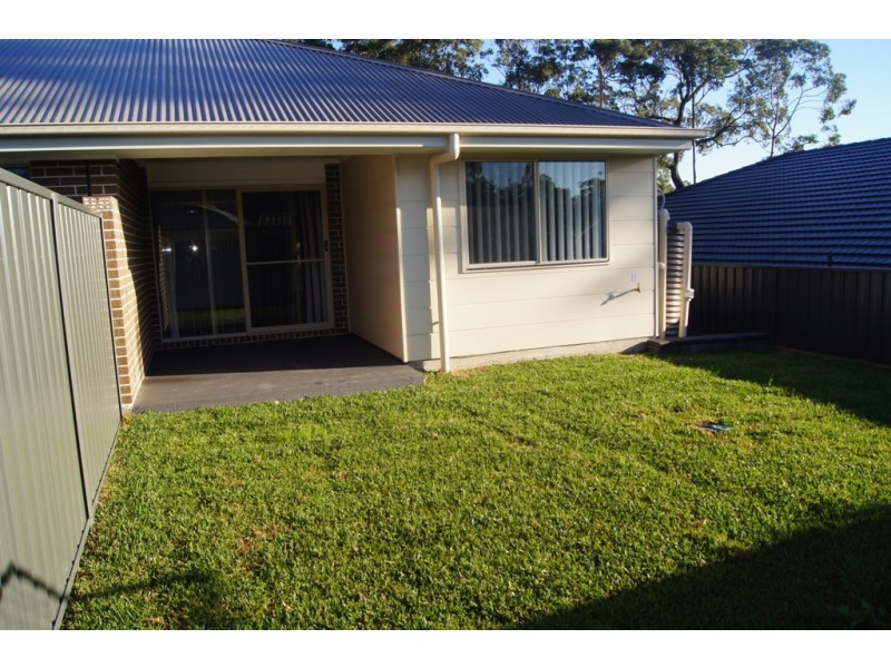 1 / 5 Pebblestone Street, Fletcher NSW 2287