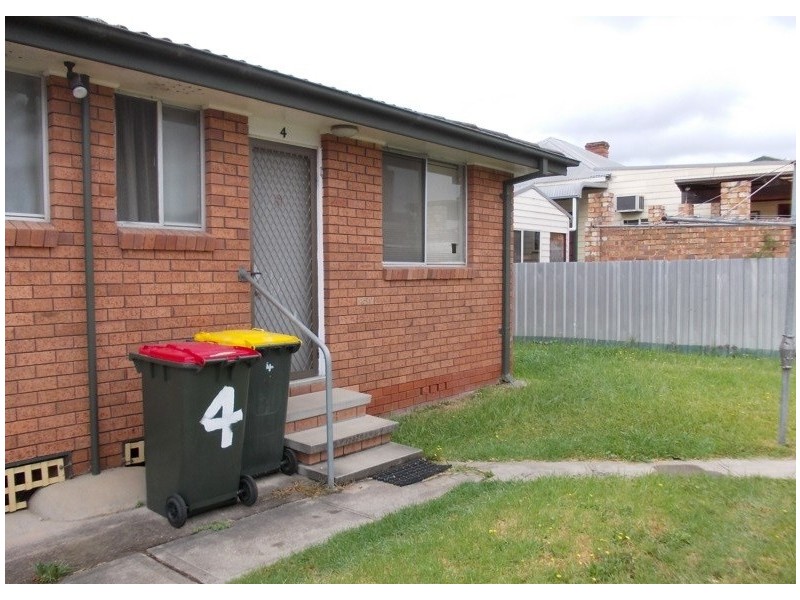 4/32 Government Road, Weston NSW 2326