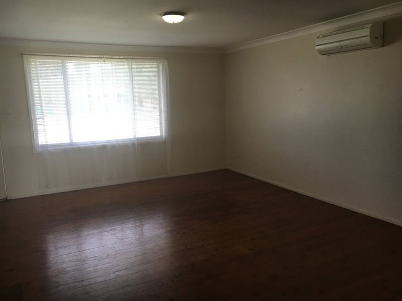 4/32 Government Road, Weston NSW 2326