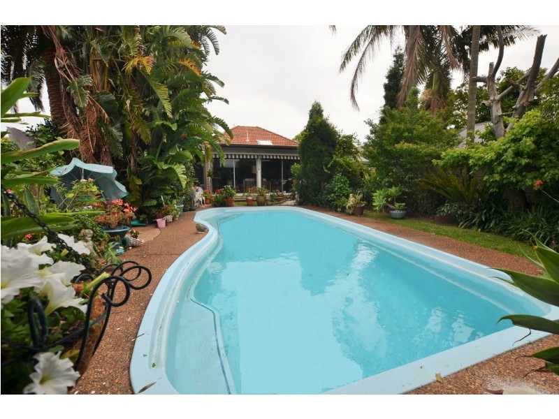 11 Pride Avenue, Lambton NSW 2299