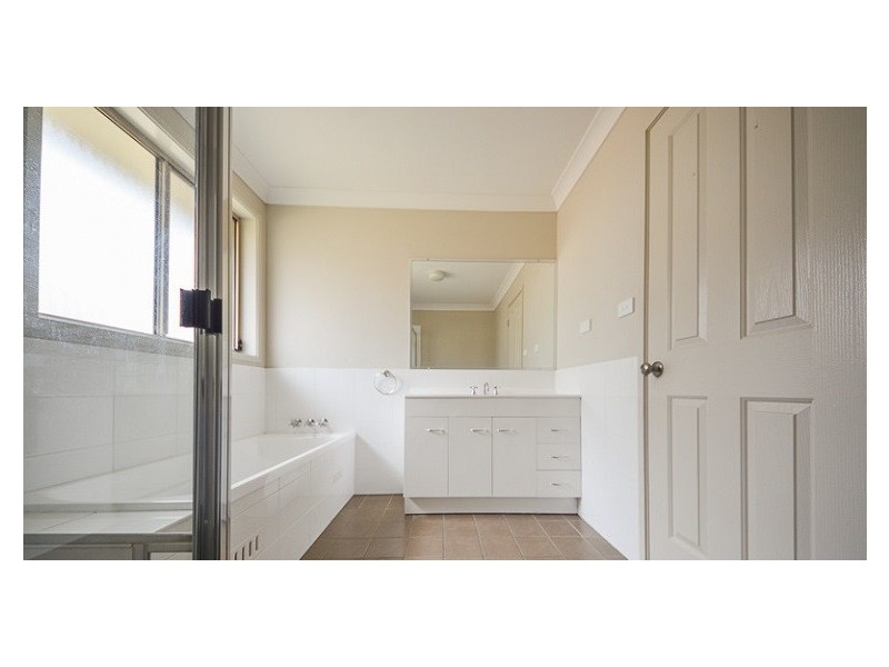 25 Chablis Drive, Cessnock NSW 2325