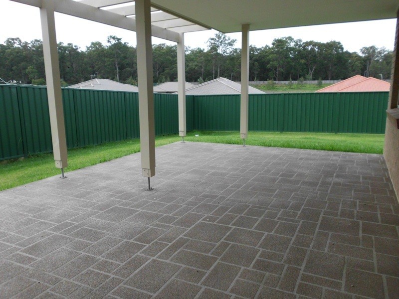 11 Mileham Cir, Rutherford NSW 2320