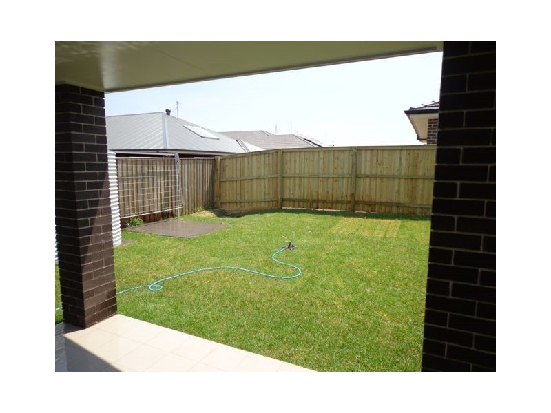 69 Awabakal Drive, Fletcher NSW 2287