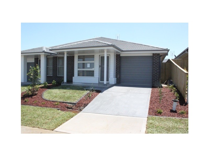 69a Awabakal Drive, Fletcher NSW 2287