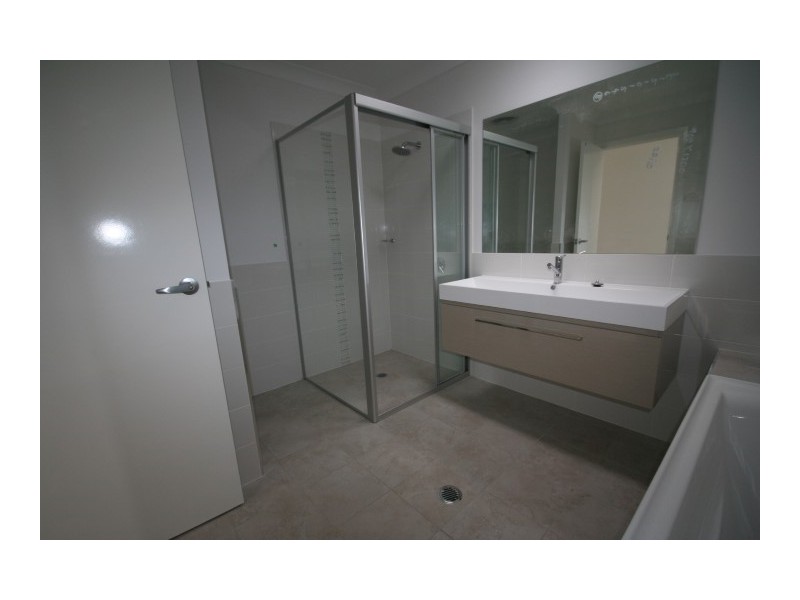69a Awabakal Drive, Fletcher NSW 2287