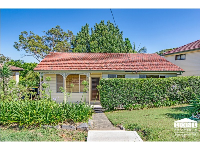 13 Lowry St, Cardiff NSW 2285