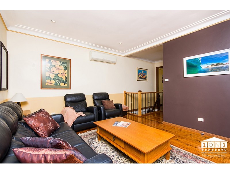 13 Lowry St, Cardiff NSW 2285