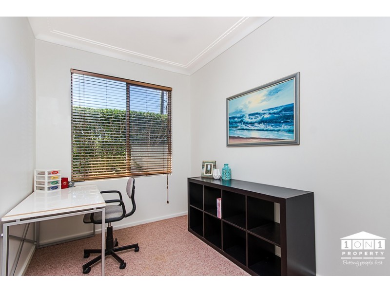 13 Lowry St, Cardiff NSW 2285