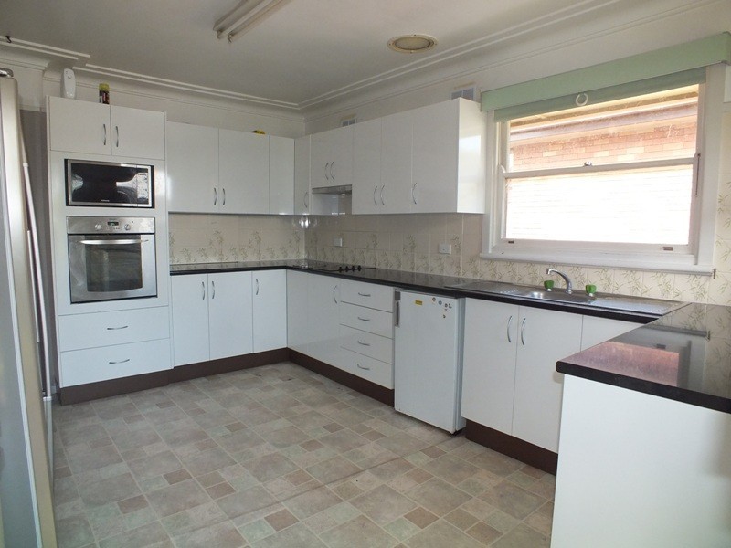 28 Compton Street, Rutherford NSW 2320