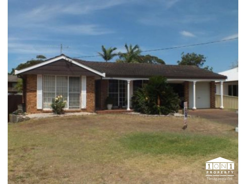 131 Marine Drive, Tea Gardens NSW 2324