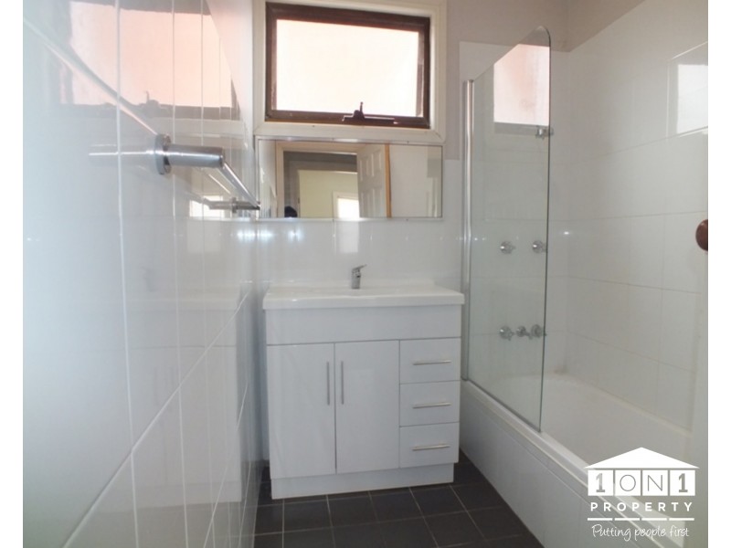 13 Emily Street, Marks Point NSW 2280