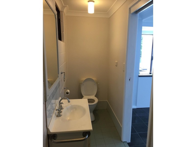 13 Emily Street, Marks Point NSW 2280