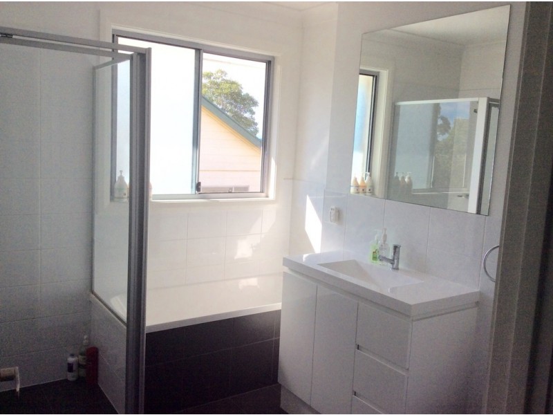 1/35 Gregson Ave, Mayfield West NSW 2304