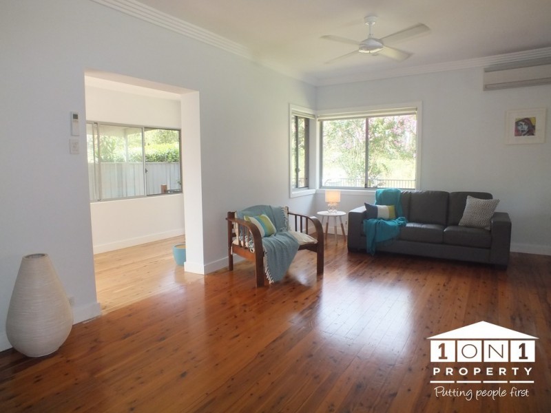 13 Naru Street, Marks Point NSW 2280