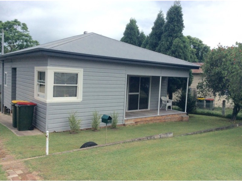 72 Melbourne St, Abermain NSW 2326