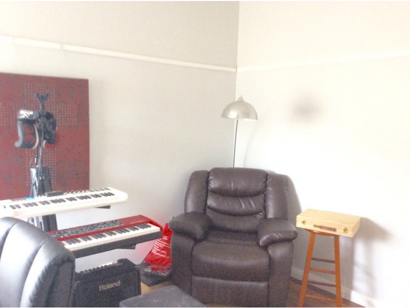 72 Melbourne St, Abermain NSW 2326