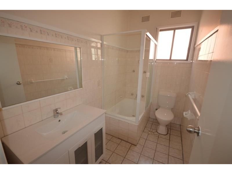 116 Woodstock Street, Mayfield NSW 2304