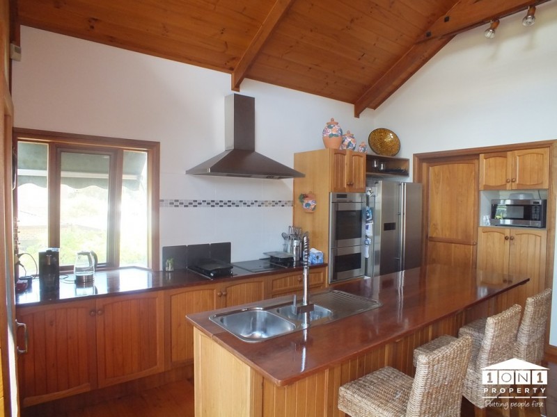 40 Koonwarra Drive, Hawks Nest NSW 2324