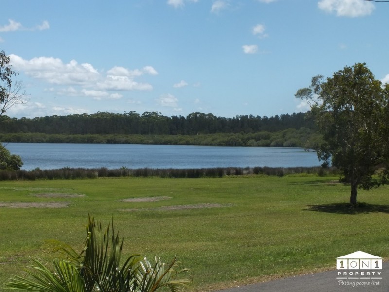 40 Koonwarra Drive, Hawks Nest NSW 2324