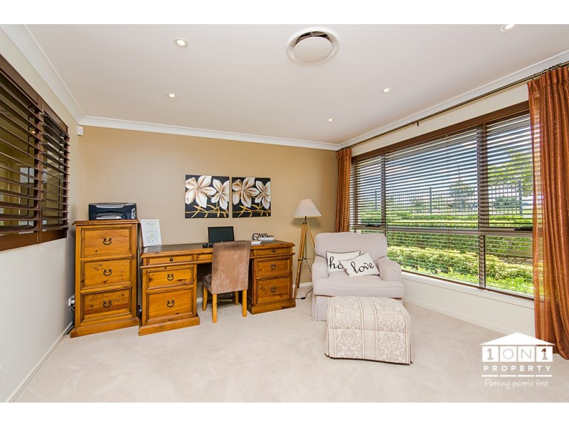 2 Paperbark Parade, Aberglasslyn NSW 2320