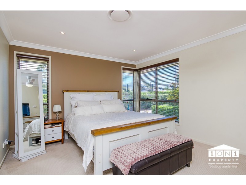 2 Paperbark Parade, Aberglasslyn NSW 2320